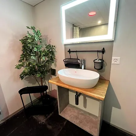 Mountain Homes - Kathmandu * Bönigen